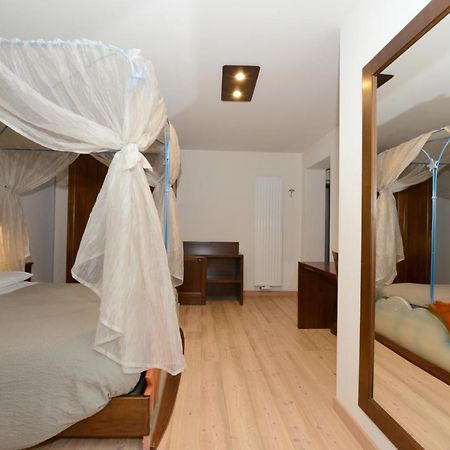 Hotel Sole Passo del Tonale Eksteriør billede