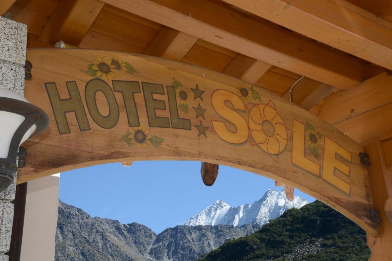 Hotel Sole Passo del Tonale Eksteriør billede