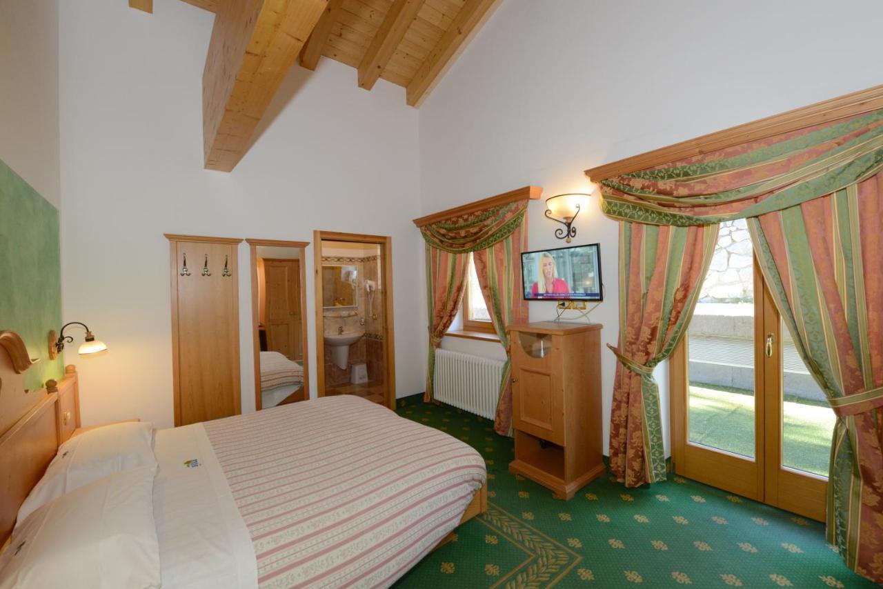 Hotel Sole Passo del Tonale Eksteriør billede