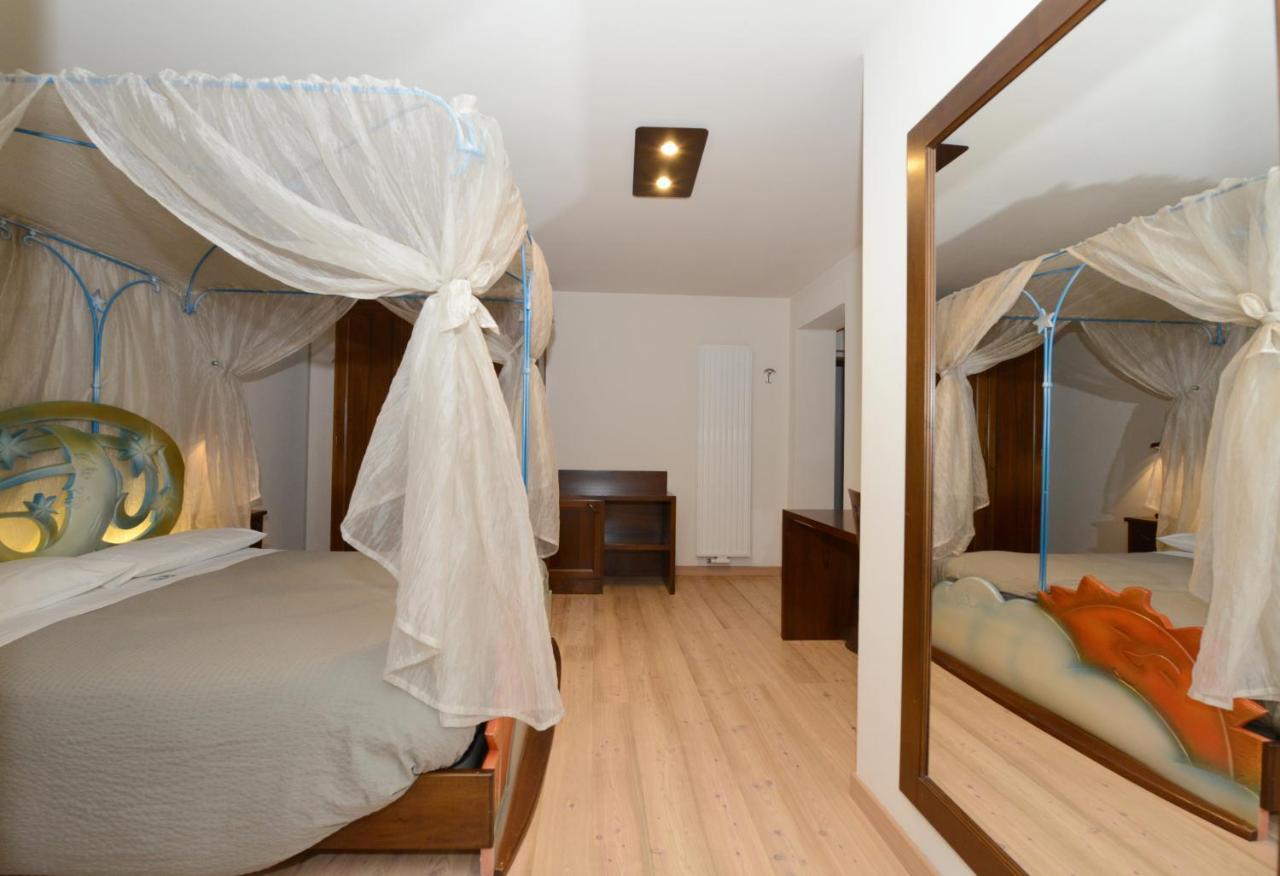 Hotel Sole Passo del Tonale Eksteriør billede