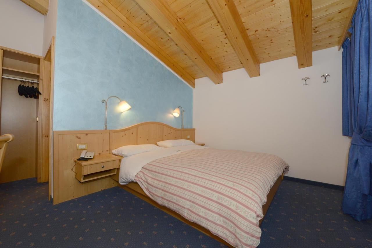 Hotel Sole Passo del Tonale Eksteriør billede