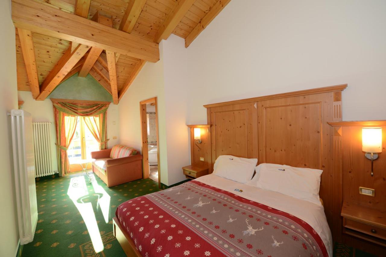 Hotel Sole Passo del Tonale Eksteriør billede