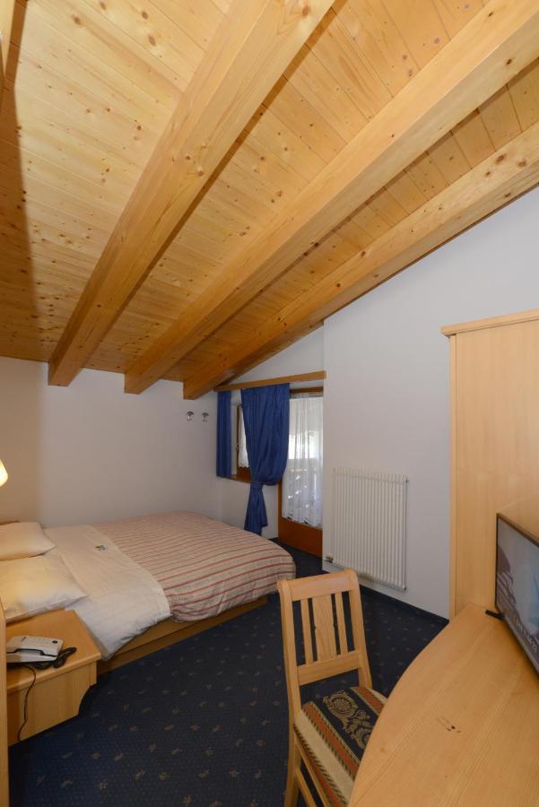Hotel Sole Passo del Tonale Eksteriør billede