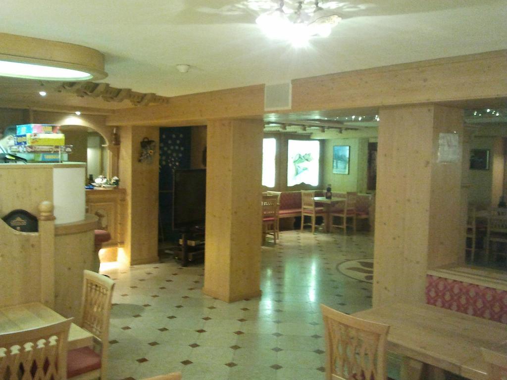 Hotel Sole Passo del Tonale Eksteriør billede