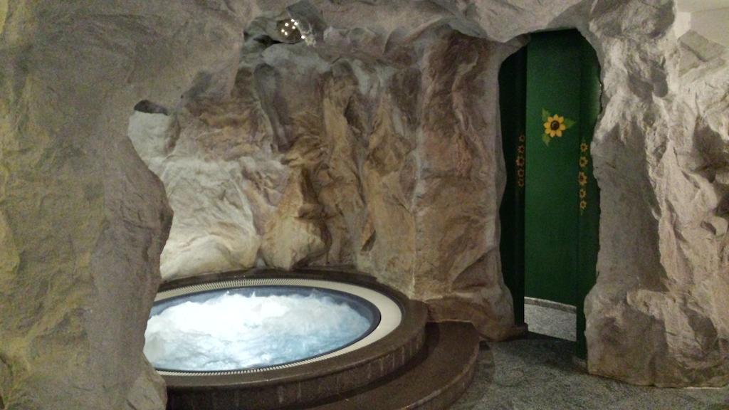 Hotel Sole Passo del Tonale Eksteriør billede